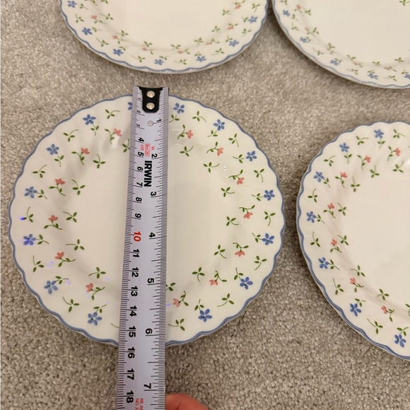 Johnson Brothers Blue and Green Floral side Plates - Picture 3 of 5